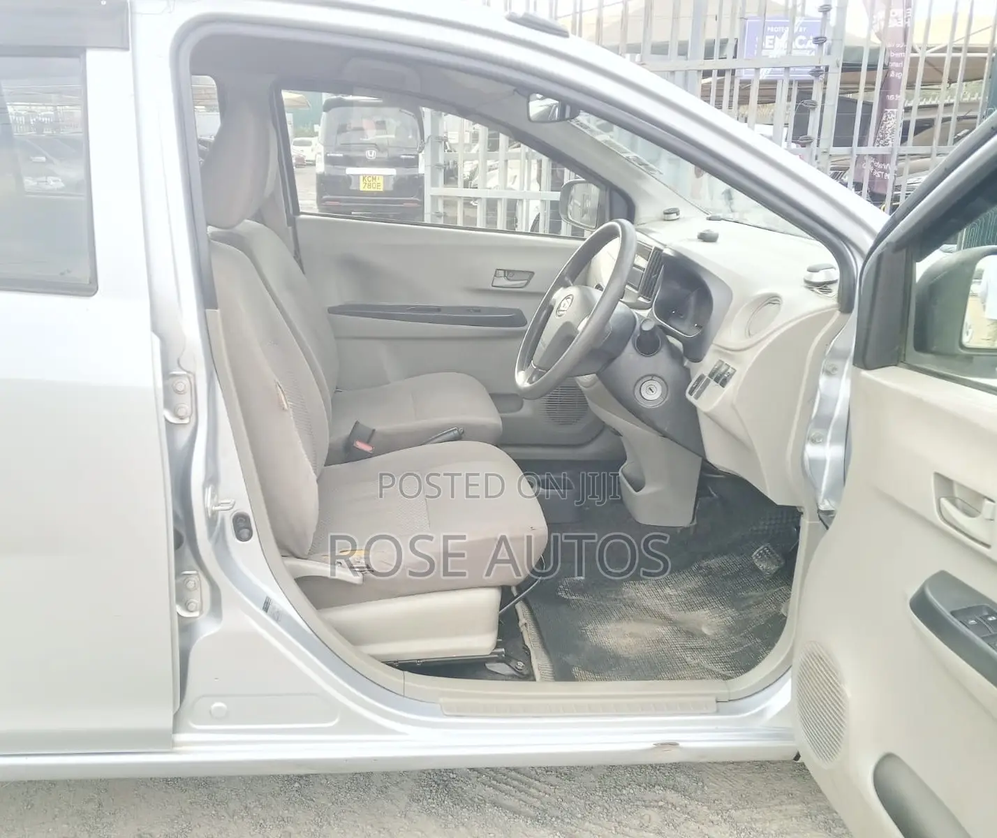 Daihatsu Mira 2015 Silver
