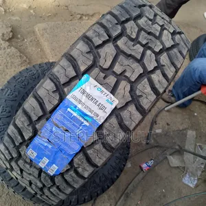 Toyota Hilux Stock Tyres