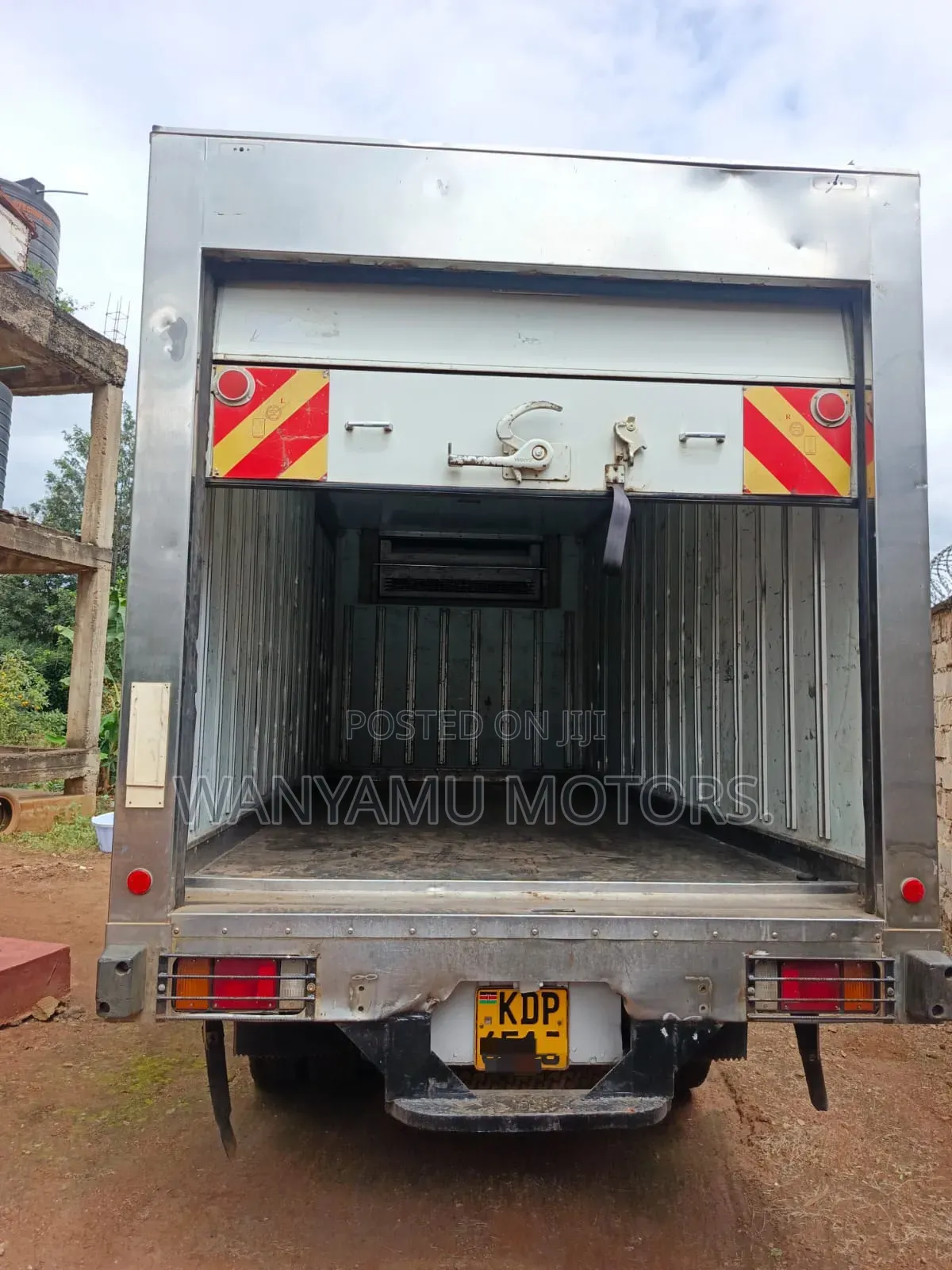 Isuzu NMR 2024