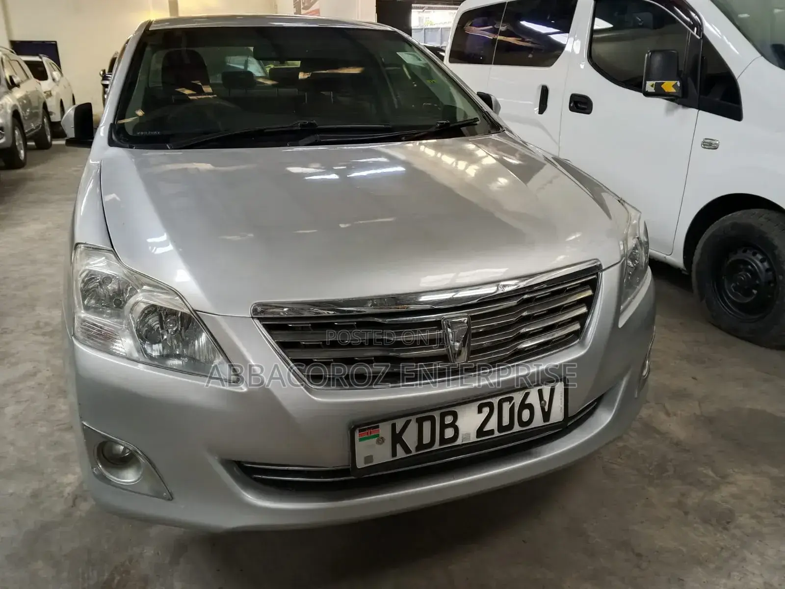 Toyota Premio 2015 Silver
