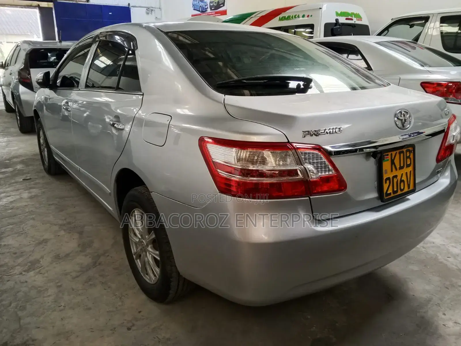 Toyota Premio 2015 Silver