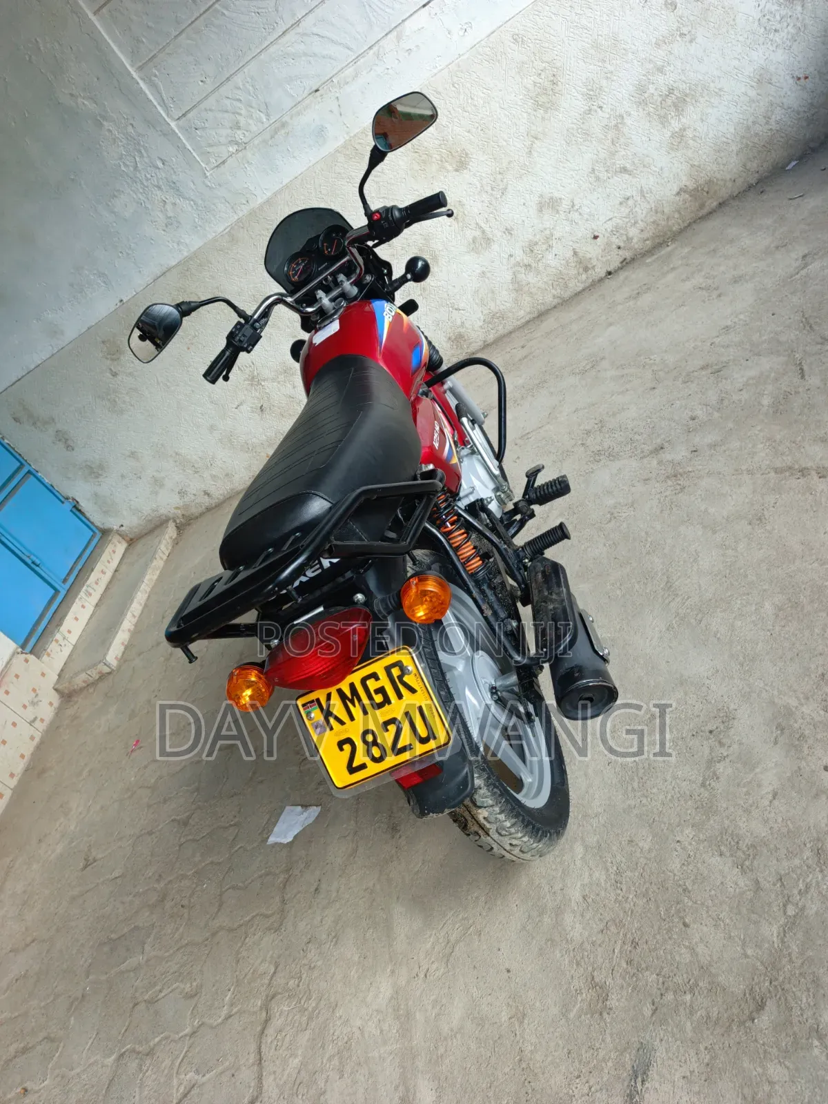 Bajaj Boxer 125 2025 Red