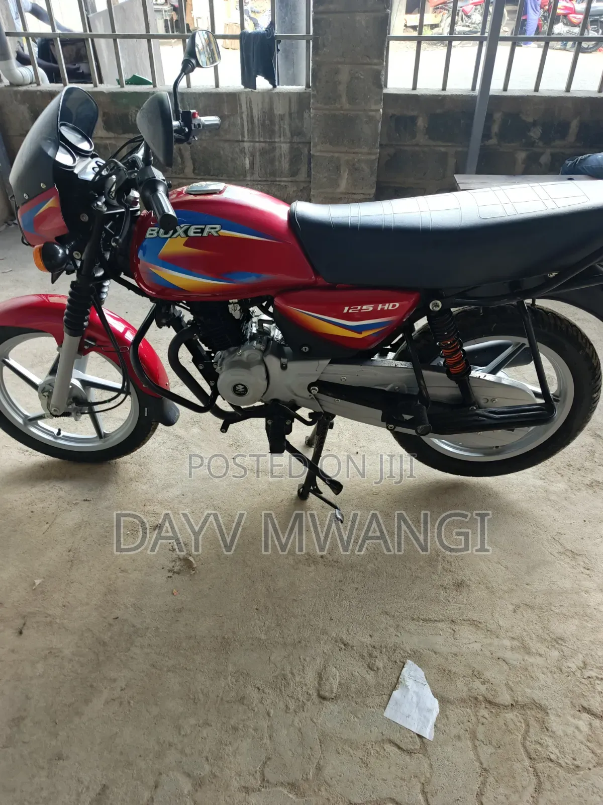 Bajaj Boxer 125 2025 Red