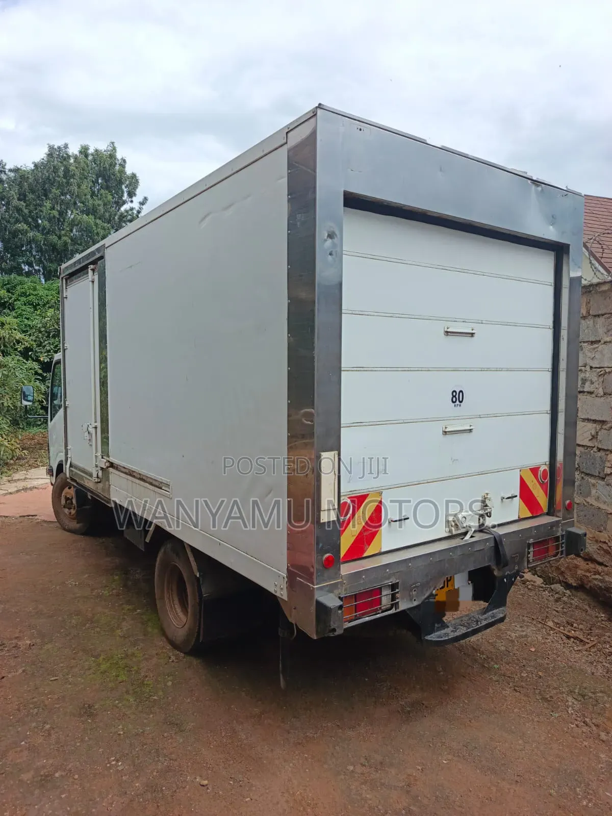 Isuzu NMR 2024