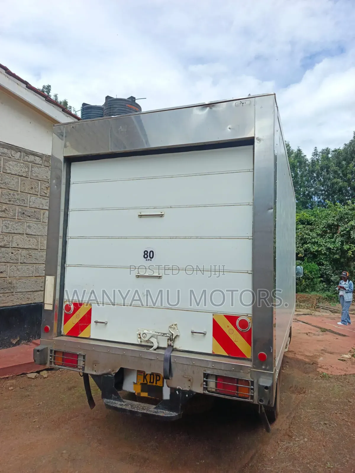 Isuzu NMR 2024