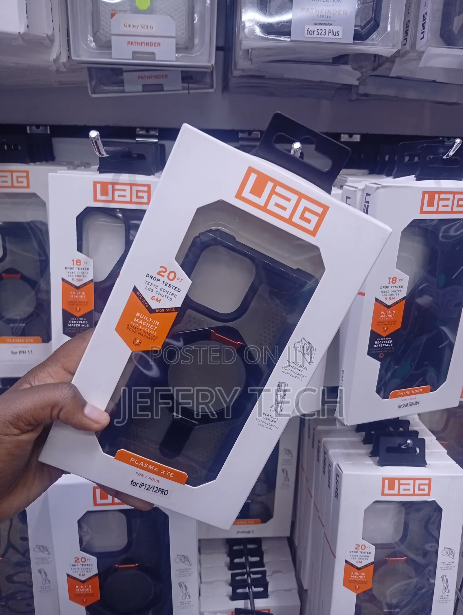 iPhone 12/12 Pro Seamlessly Integrated Foldable Metal Kickstand Cover