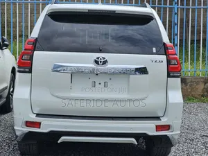 Toyota Land Cruiser Prado 2021 Pearl