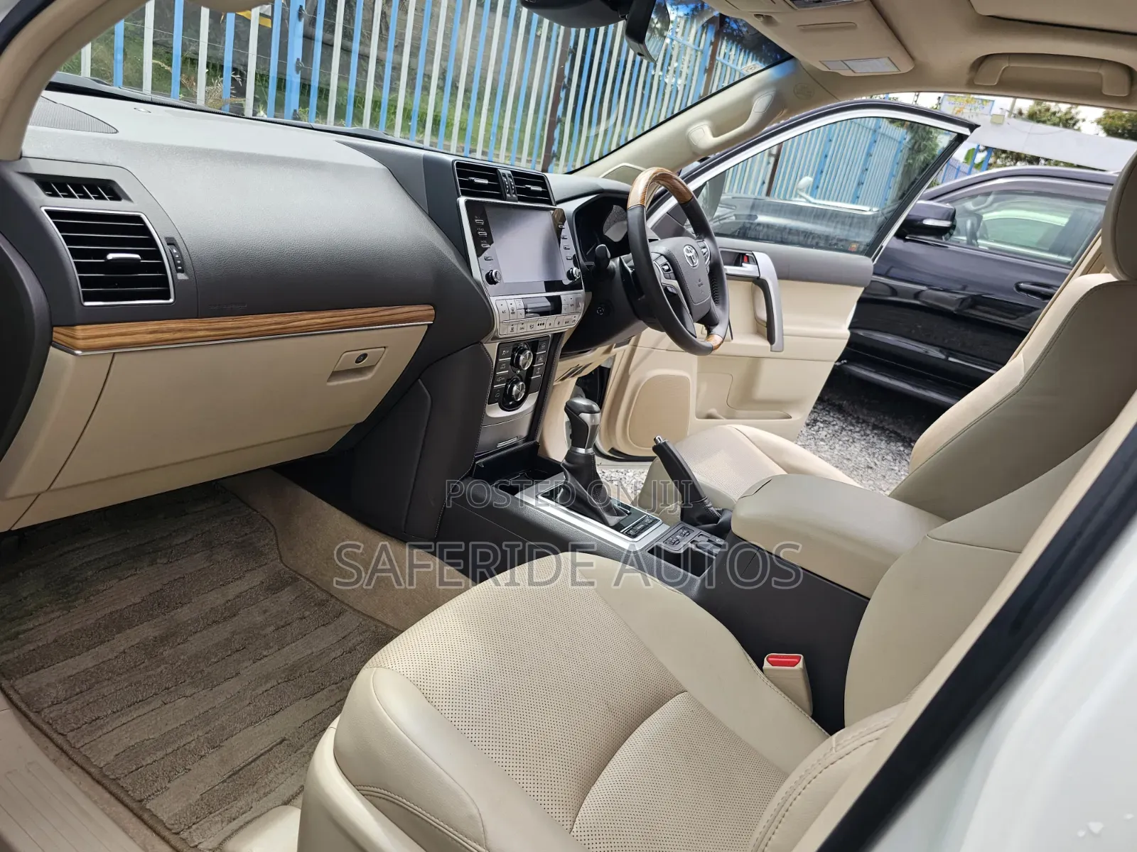 Toyota Land Cruiser Prado 2021 Pearl