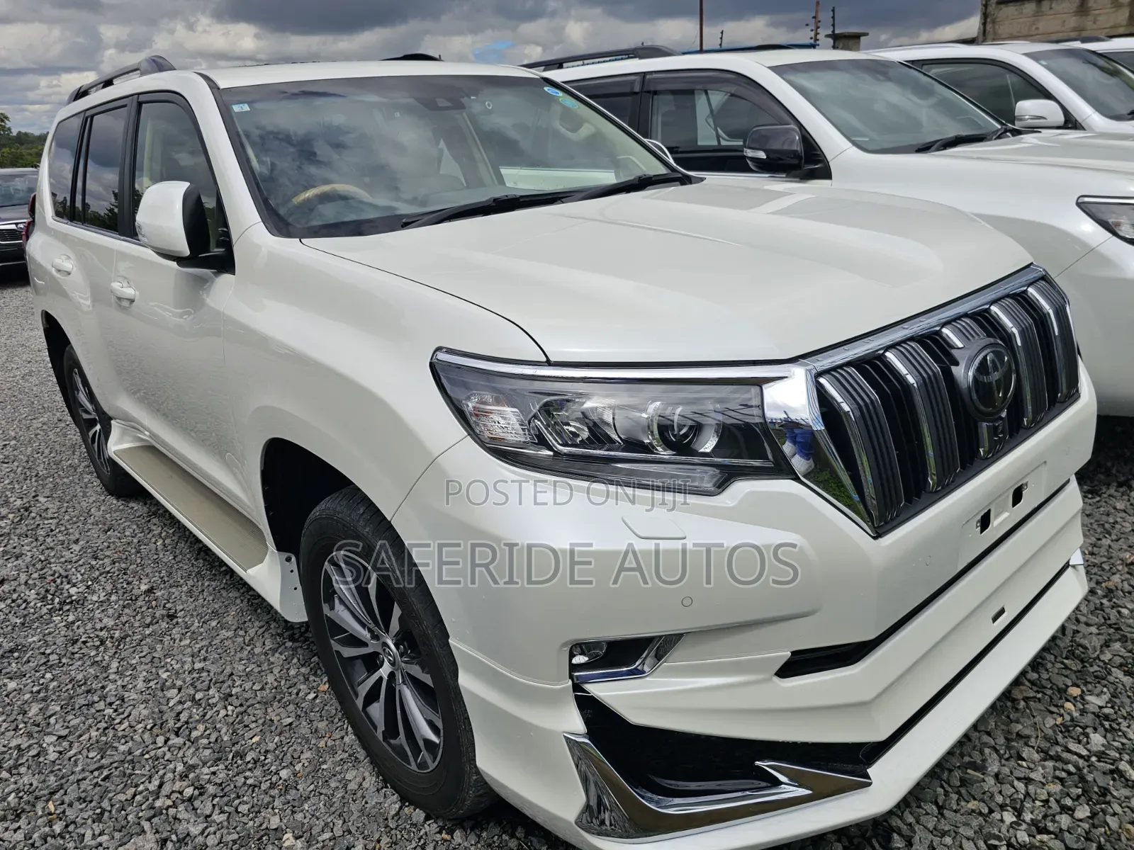 Toyota Land Cruiser Prado 2021 Pearl