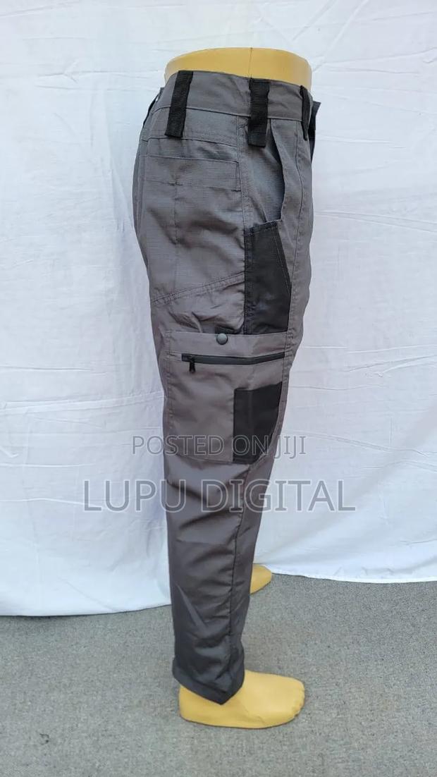 Mens Cargo Pants Heavy Duty - thumbnail 2