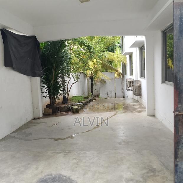 3bdrm Bungalow in Liwatoni, Ganjoni for rent - thumbnail 11