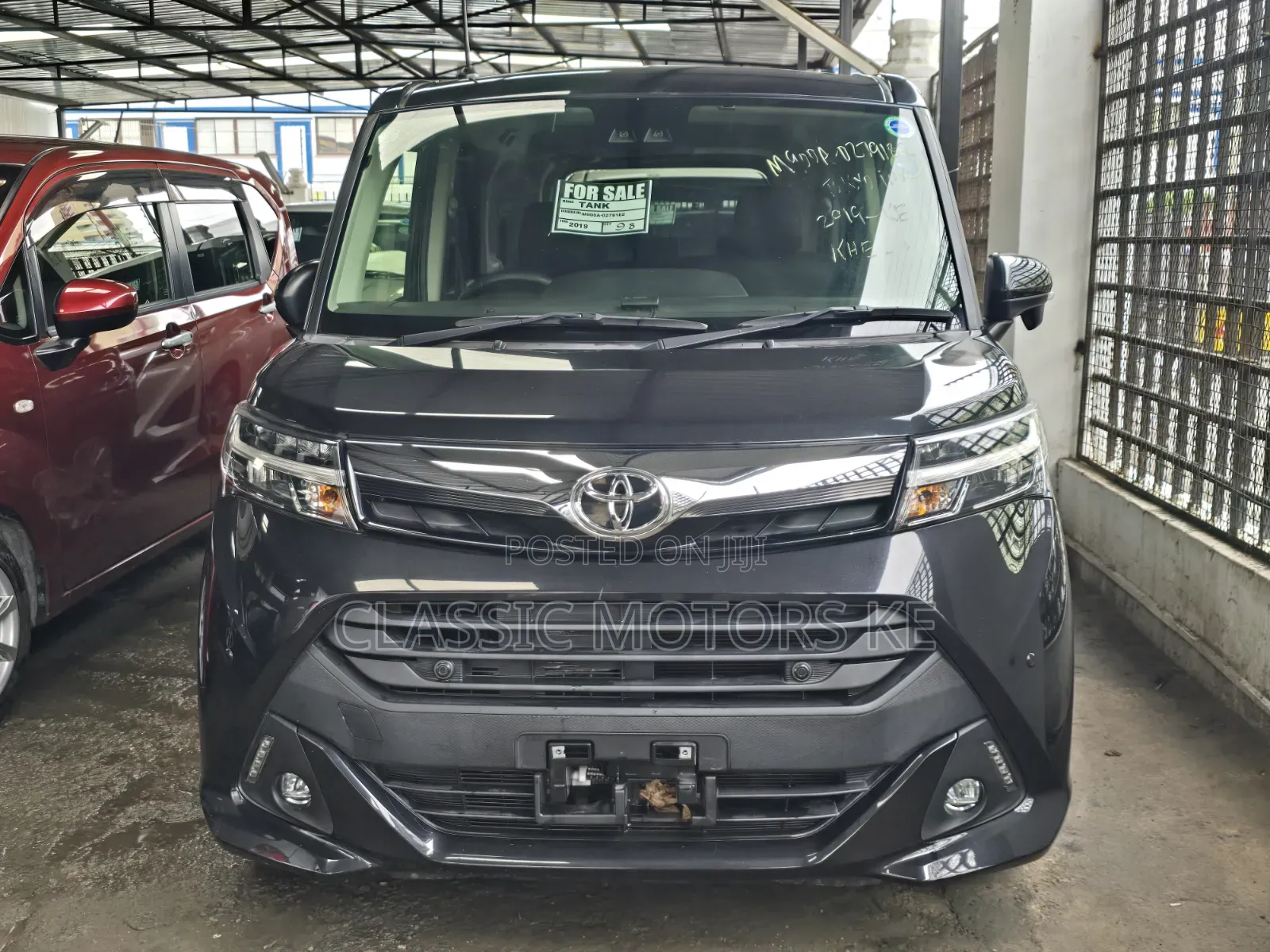 Toyota Tank 1.0 FWD 2020 Black