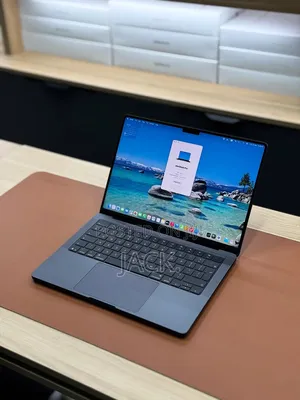 Laptop Apple MacBook Pro 2025 M5 16GB Apple M5 SSD 1T