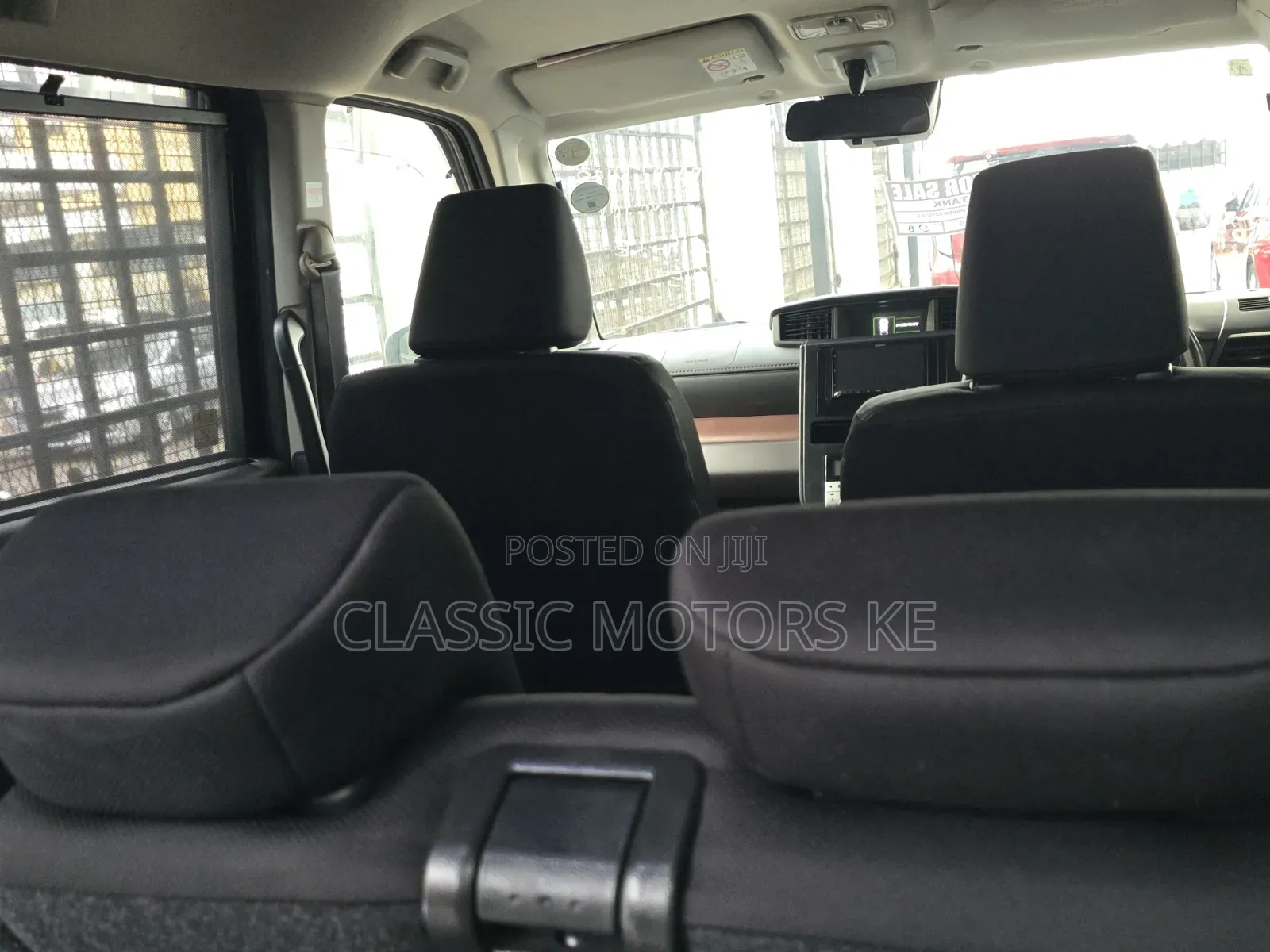 Toyota Tank 1.0 FWD 2020 Black