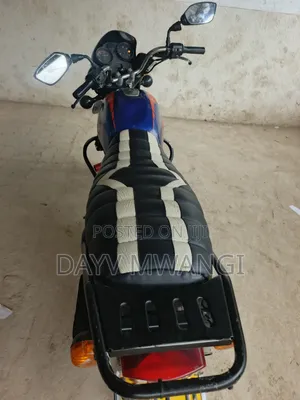 Bajaj Boxer 150 UG 2023 Blue