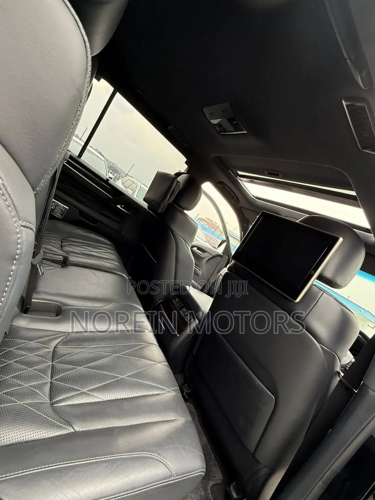 Lexus LX 2019 Matt Black