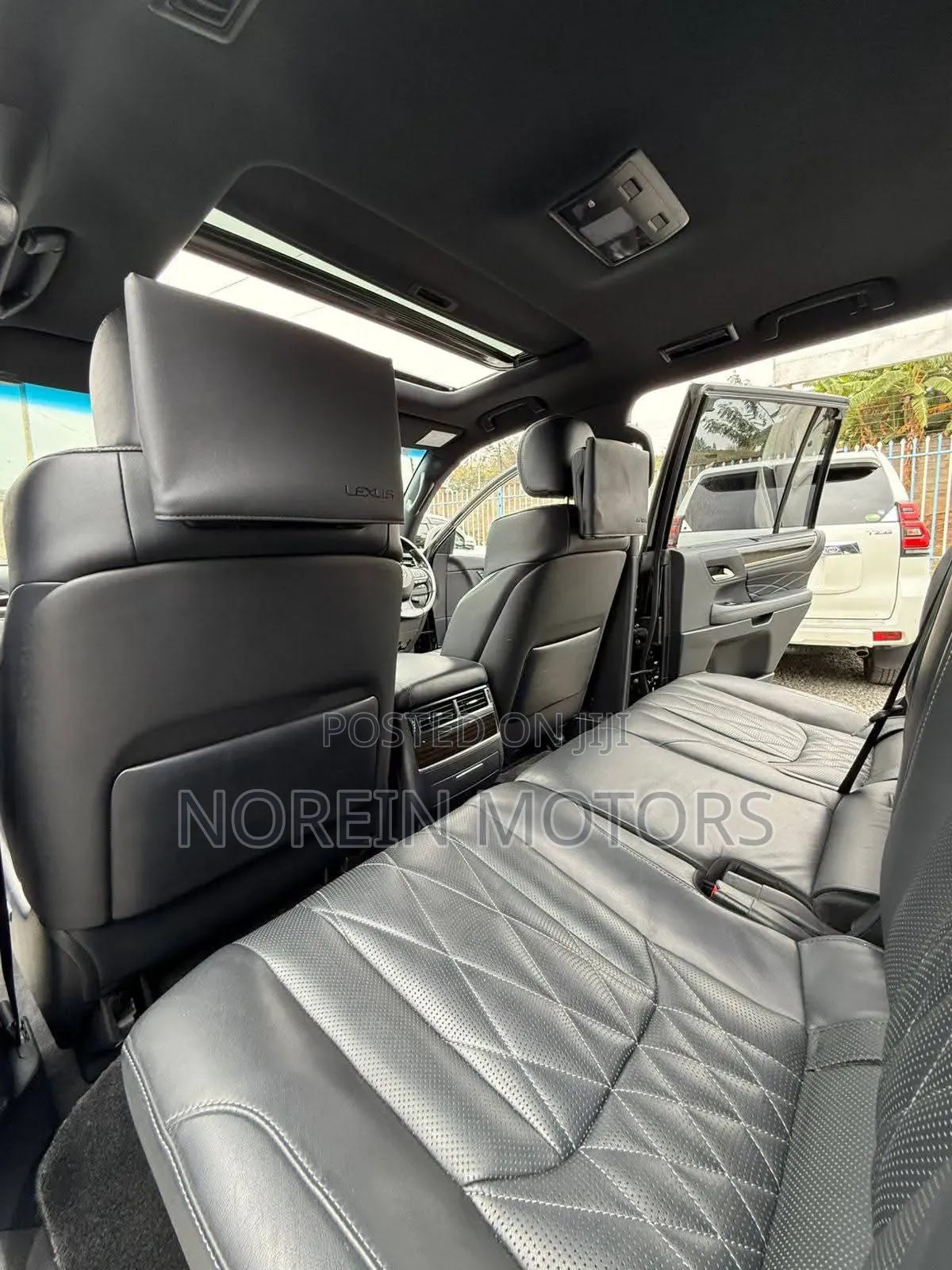 Lexus LX 2019 Matt Black