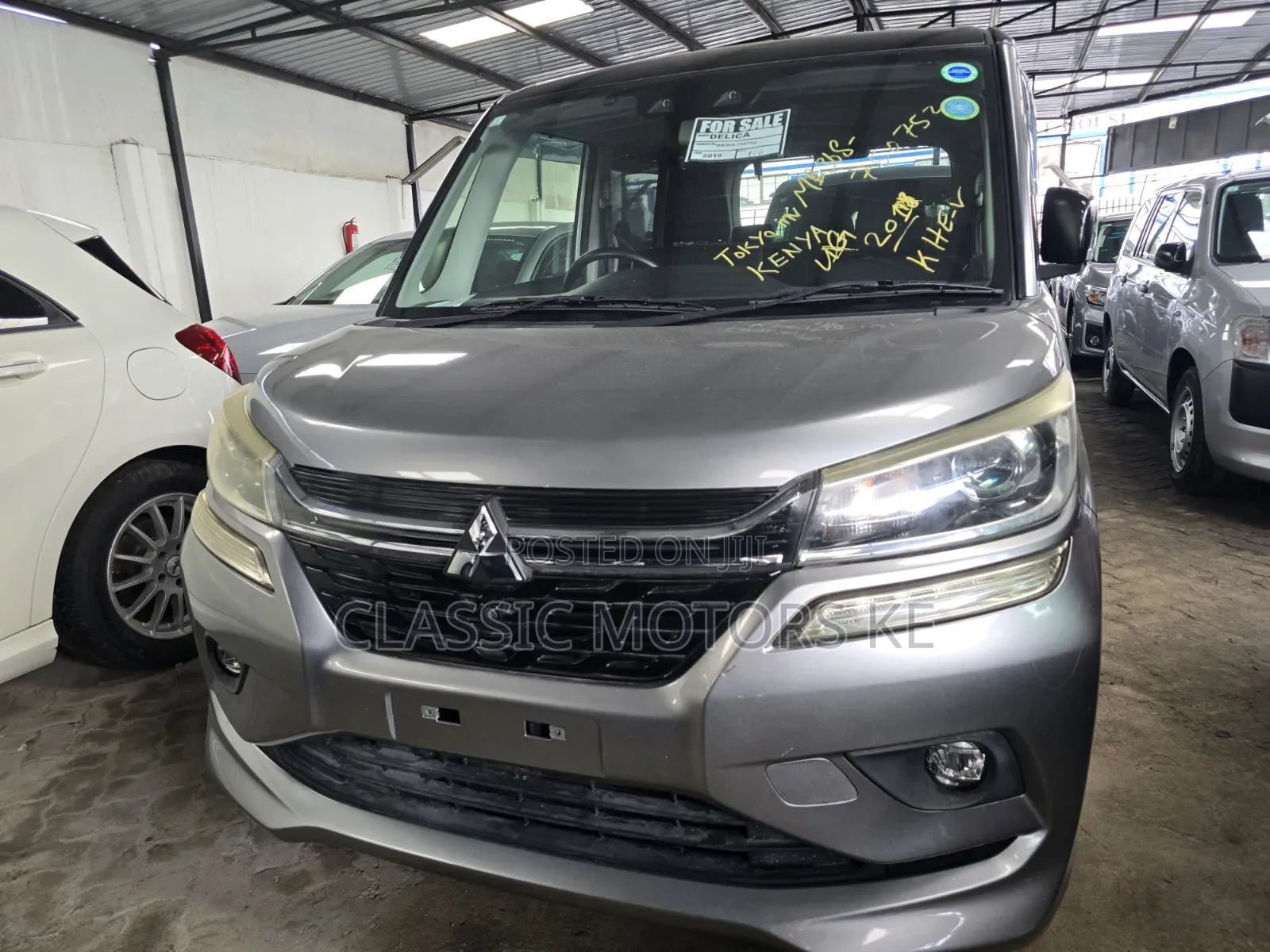 Mitsubishi SpaceWagon 2019 Gray