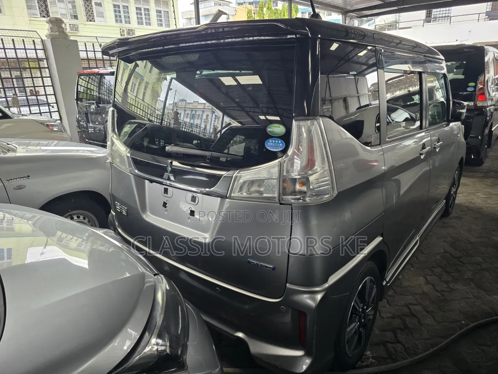 Mitsubishi SpaceWagon 2019 Gray