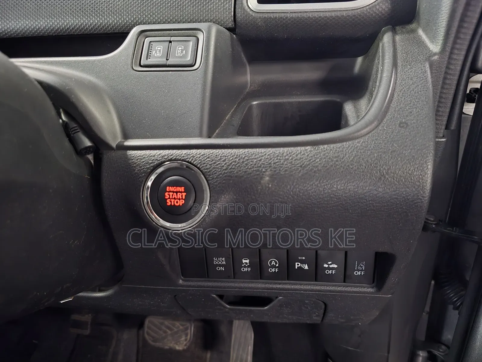 Mitsubishi SpaceWagon 2019 Gray