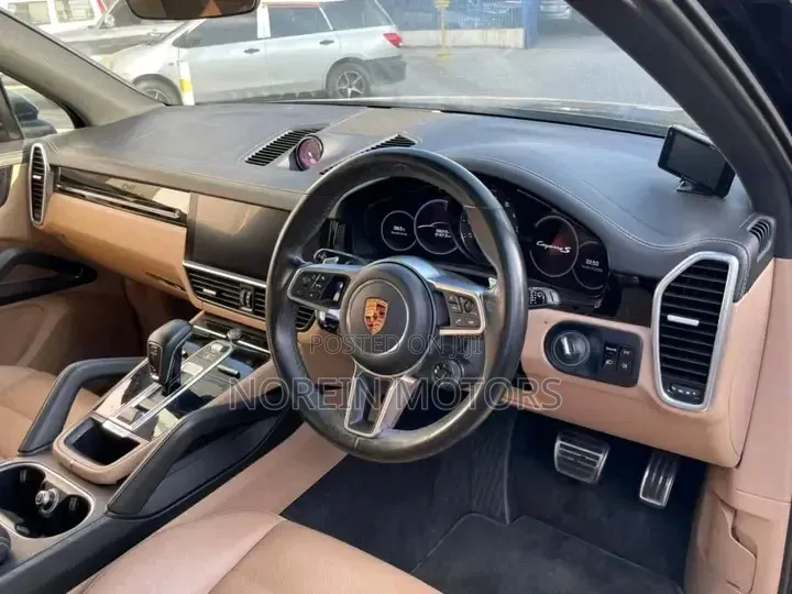 Porsche Cayenne Turbo AWD 2020 Matt Black