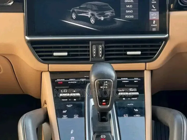Porsche Cayenne Turbo AWD 2020 Matt Black
