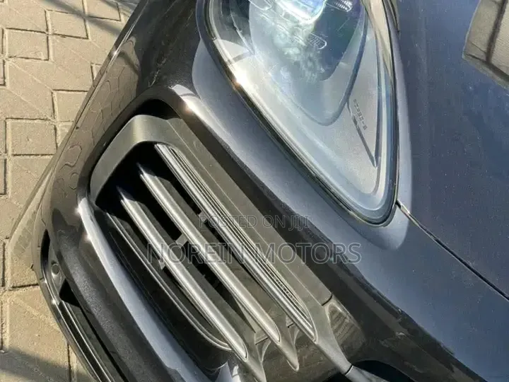 Porsche Cayenne Turbo AWD 2020 Matt Black