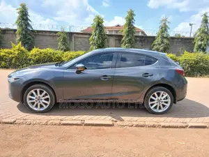 Mazda Axela 2016 Gray