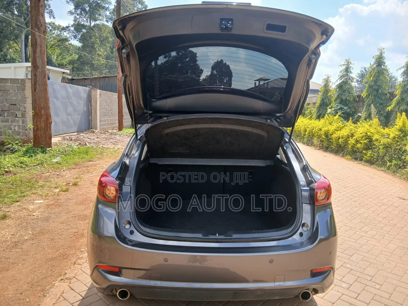 Mazda Axela 2016 Gray