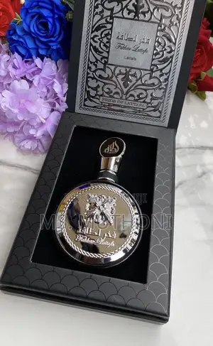 Lattafa Fakhar Black Eau De Parfum for Men