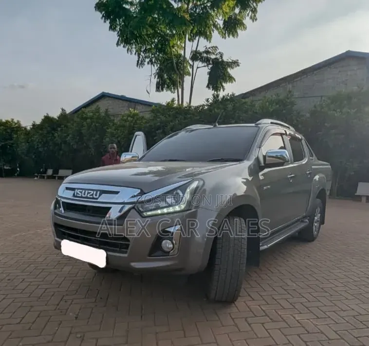 Isuzu D-MAX 2020 Silver