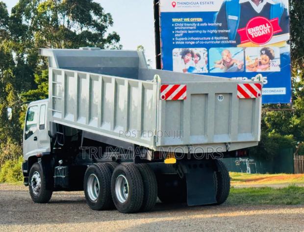 2019 Isuzu FVZ Tipper - thumbnail 5