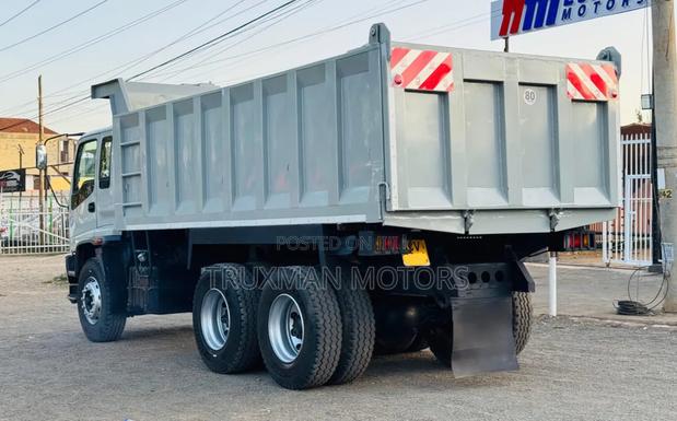 2019 Isuzu FVZ Tipper - thumbnail 8