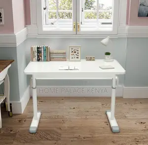 Computer Table: Manual Hand Crank Height Adjustable Desk
