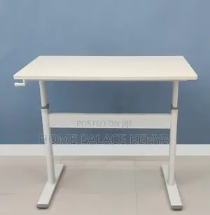 Computer Table: Manual Hand Crank Height Adjustable Desk