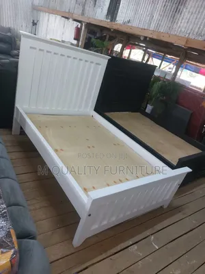4/6 White Polished Beds