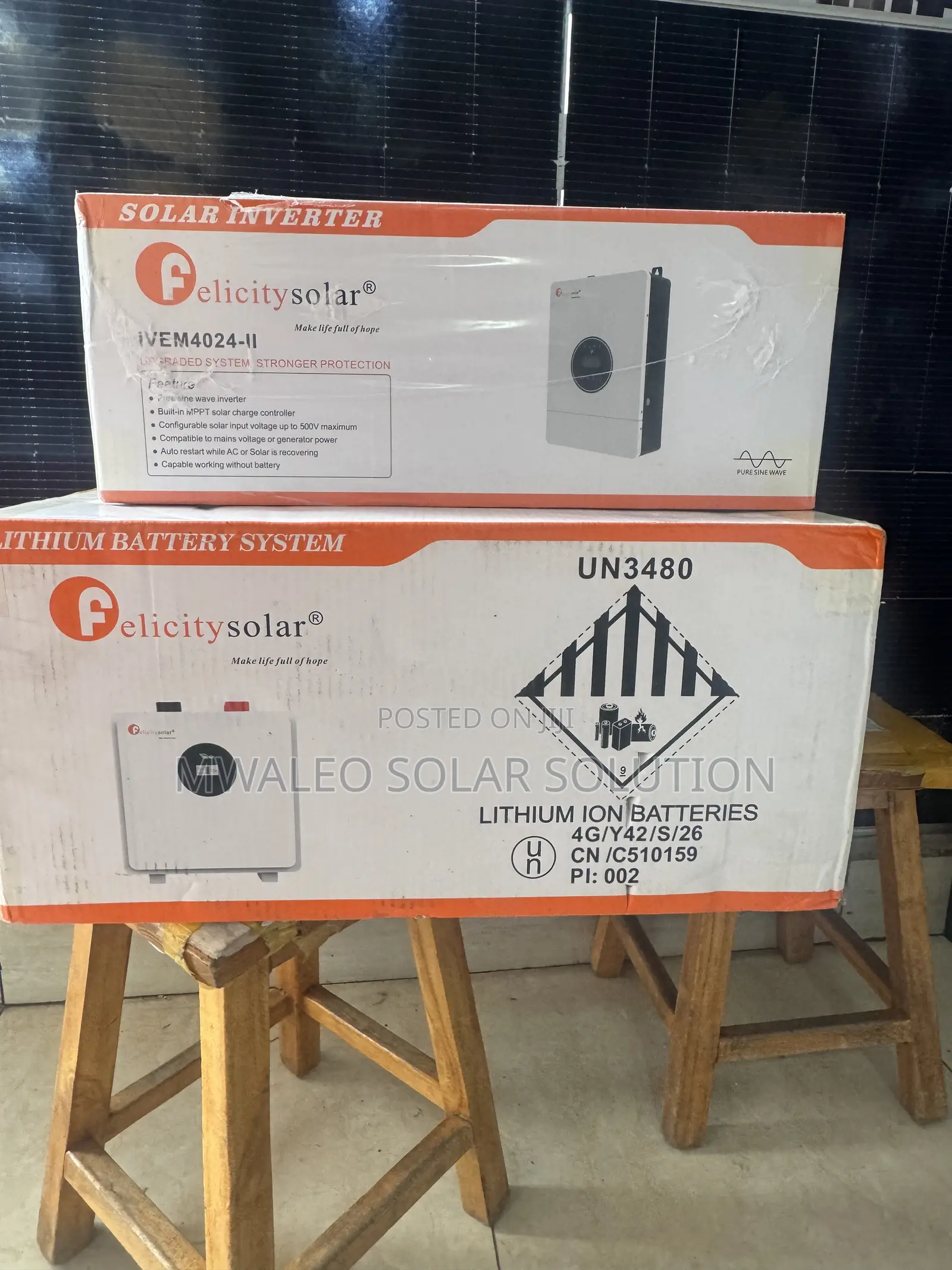 4kva 24v Inverter and 5kwh Lithium Battery 25.6v