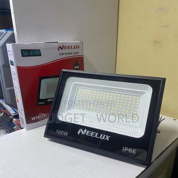 . 100w Outdoor Commercial Floodlight With Energy-Efficient Led Technol - main view
