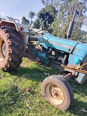 Tractor Ford 4000