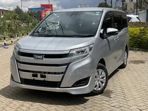 Toyota Noah 2.0 FWD (8 Seater) 2020 Silver