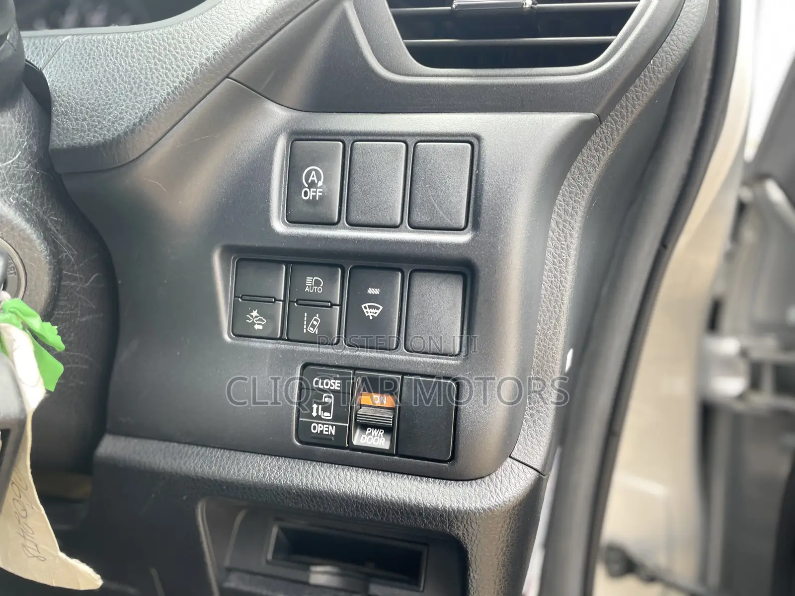 Toyota Noah 2.0 FWD (8 Seater) 2020 Silver