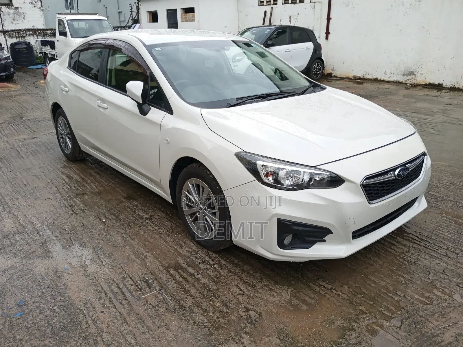 Subaru Legacy 2.5i AWD 2019 White