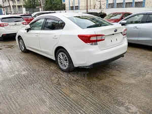 Subaru Legacy 2.5i AWD 2019 White