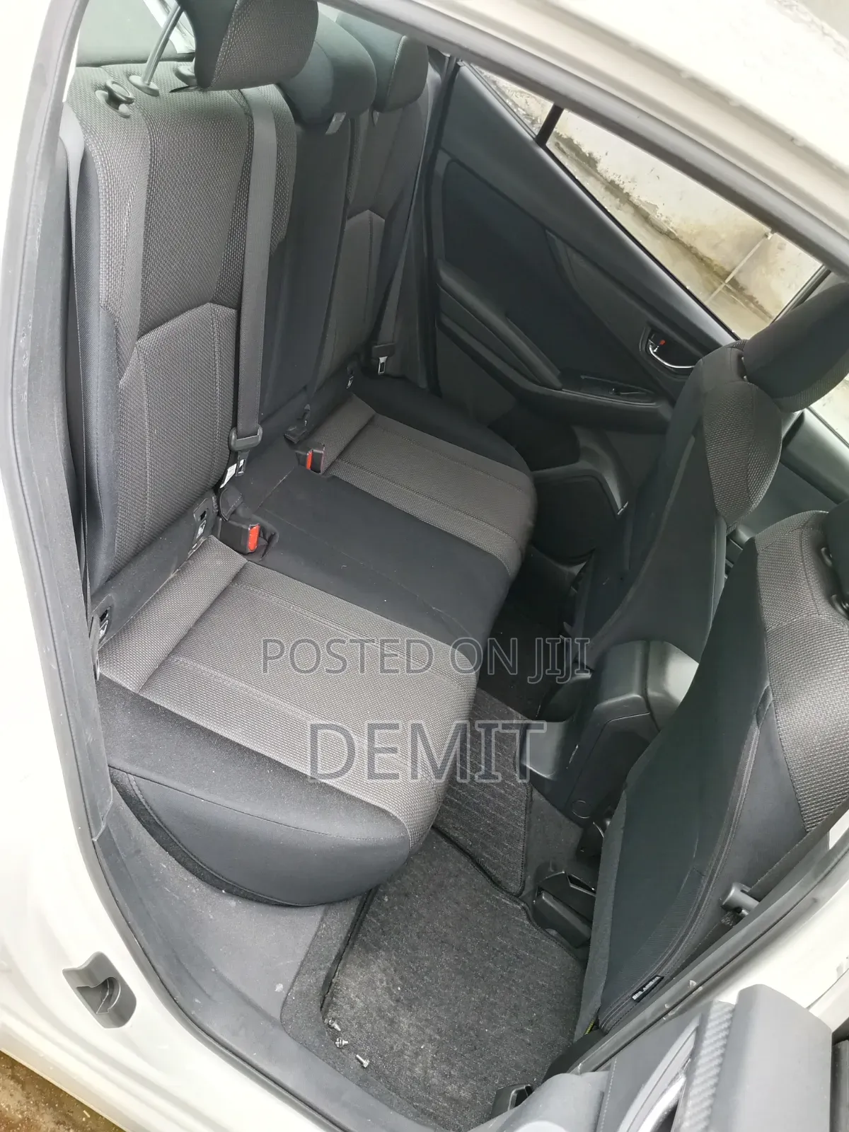 Subaru Legacy 2.5i AWD 2019 White