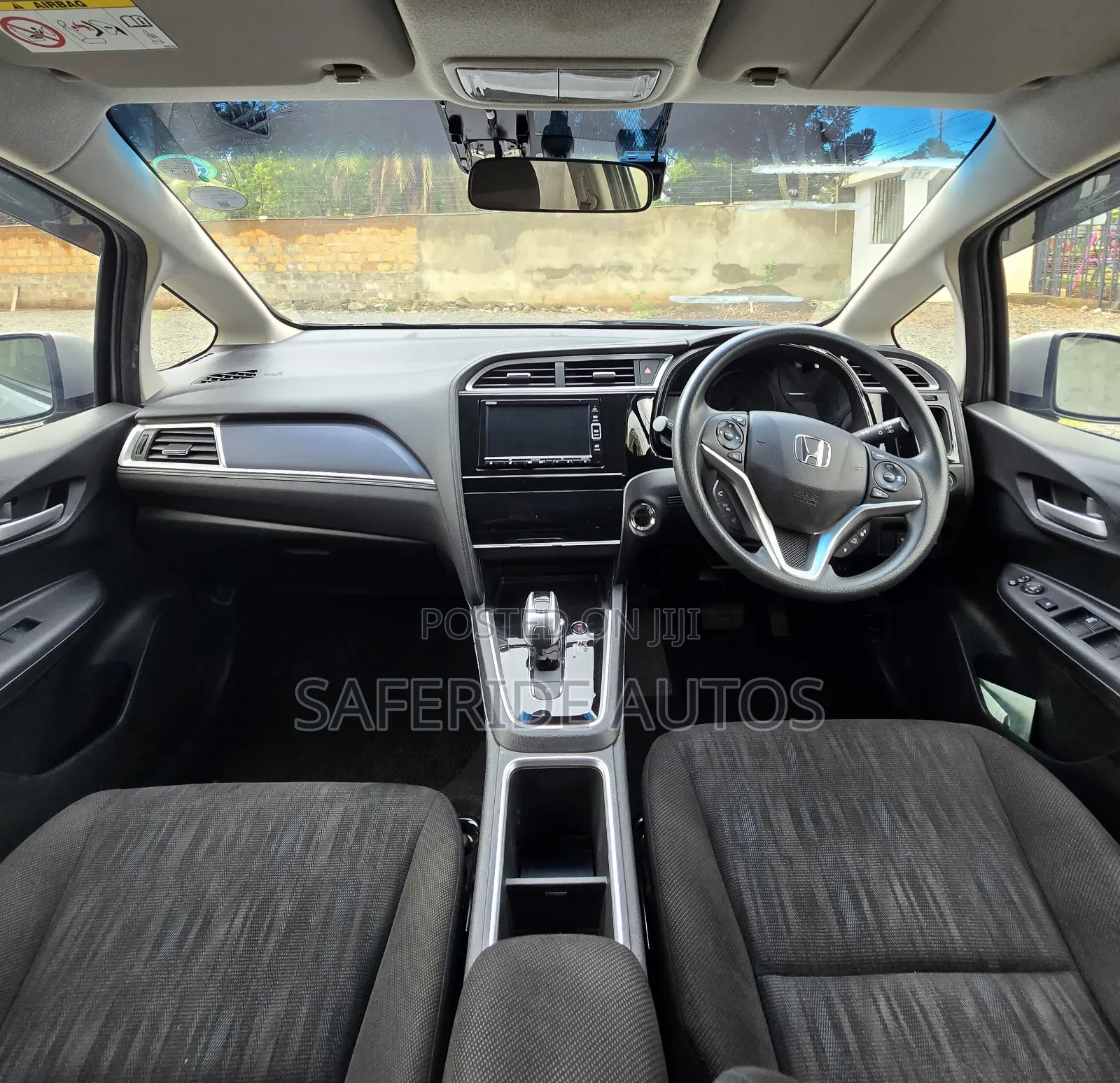 Honda Fit Shuttle 2019 Silver