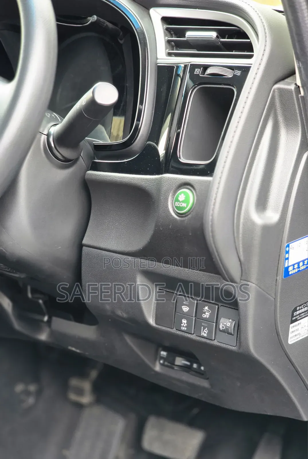 Honda Fit Shuttle 2019 Silver