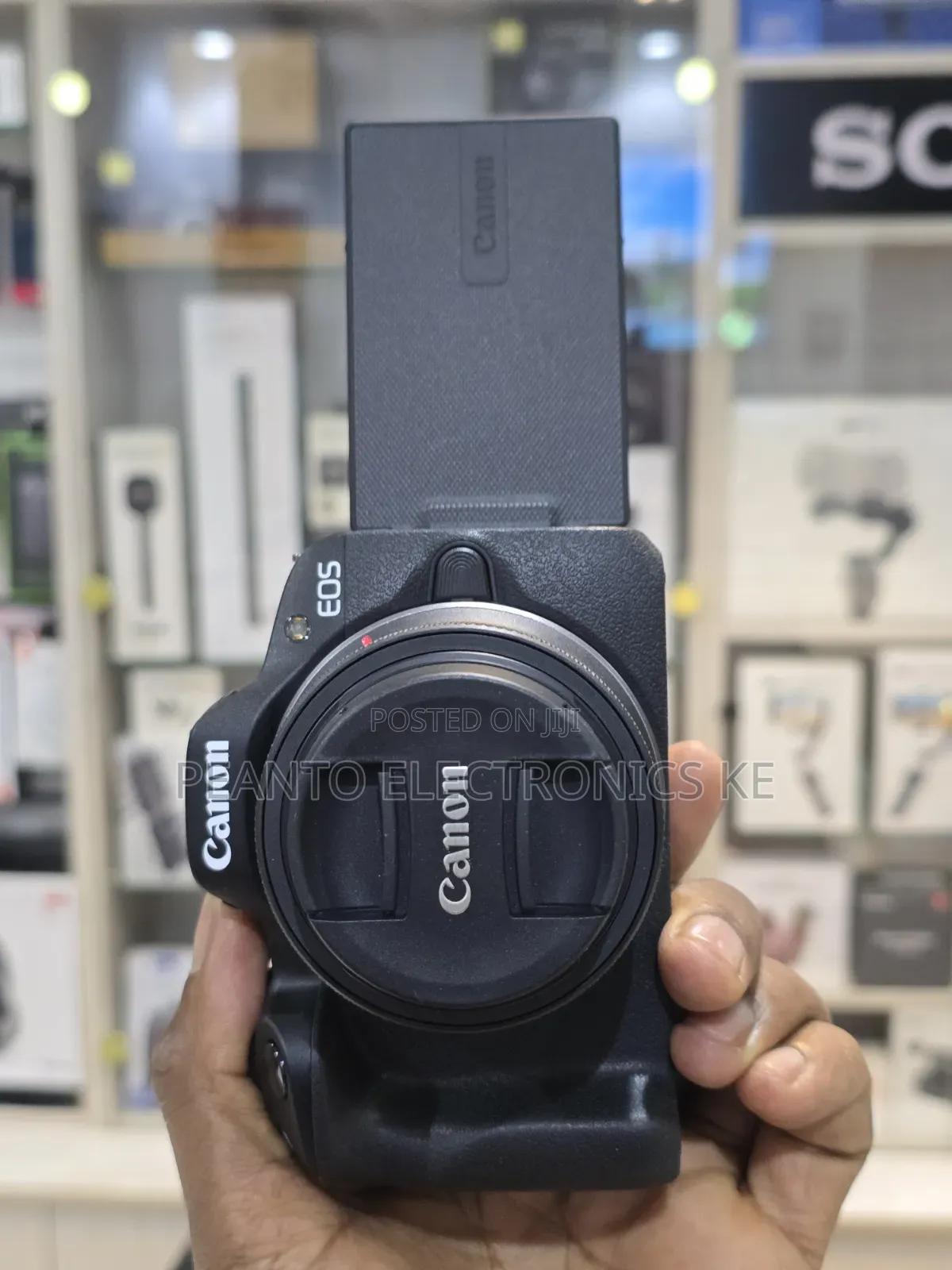 Canon Eos R50 Mirrorless Camera18-45mm Kit
