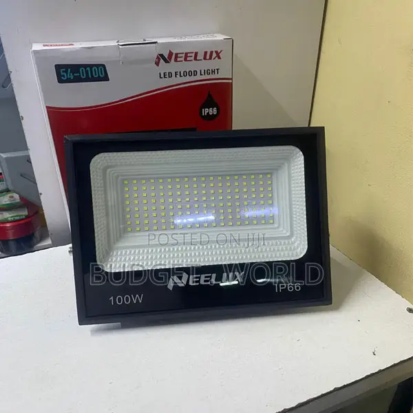 Commercial Grade 100w Led Floodlight With Wide Beam Outdoor Coverage