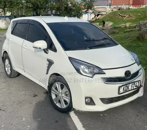 Toyota Ractis 1.5 FWD 2015 White