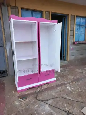 Pink/White Wardrobe